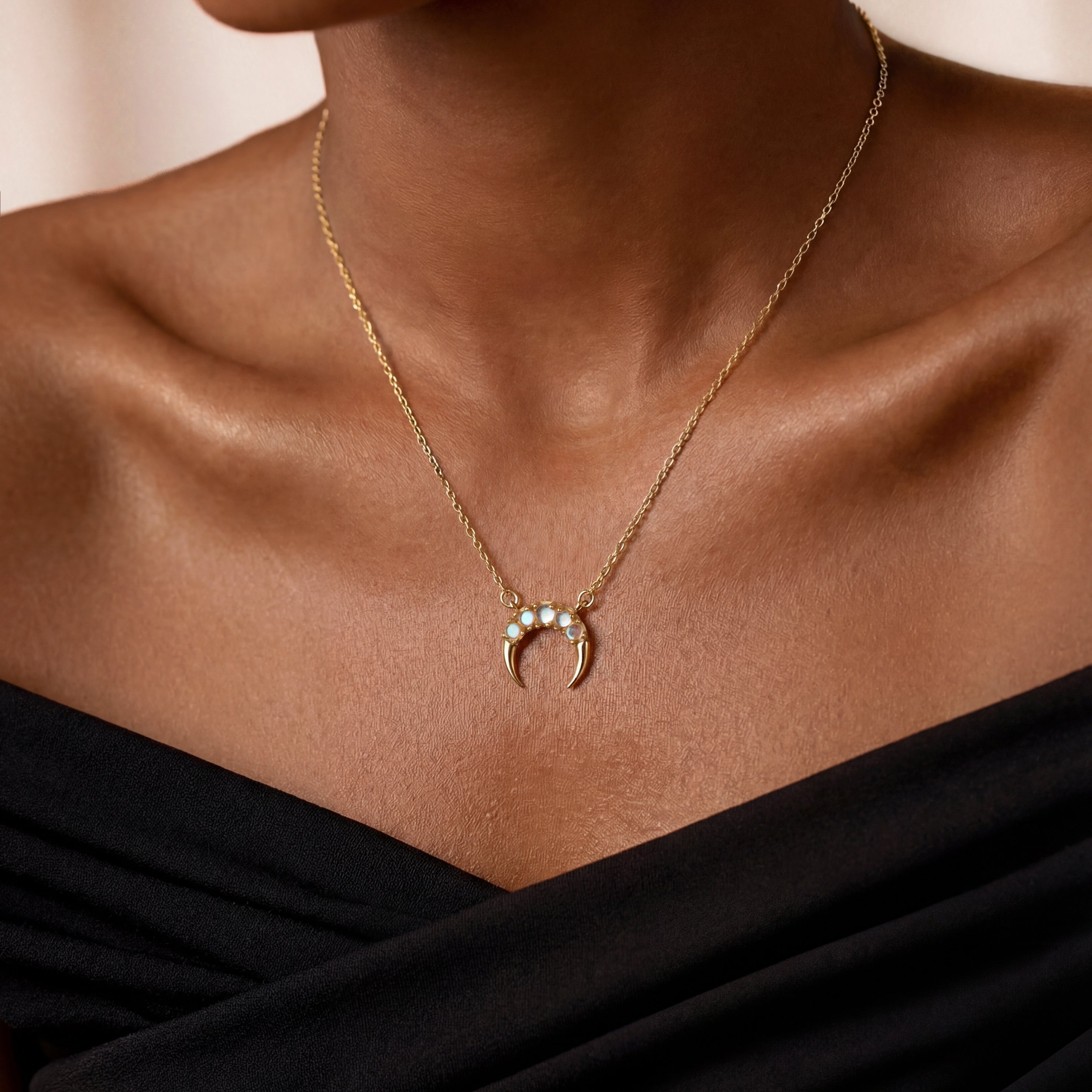 Collier Croissant en Cristal