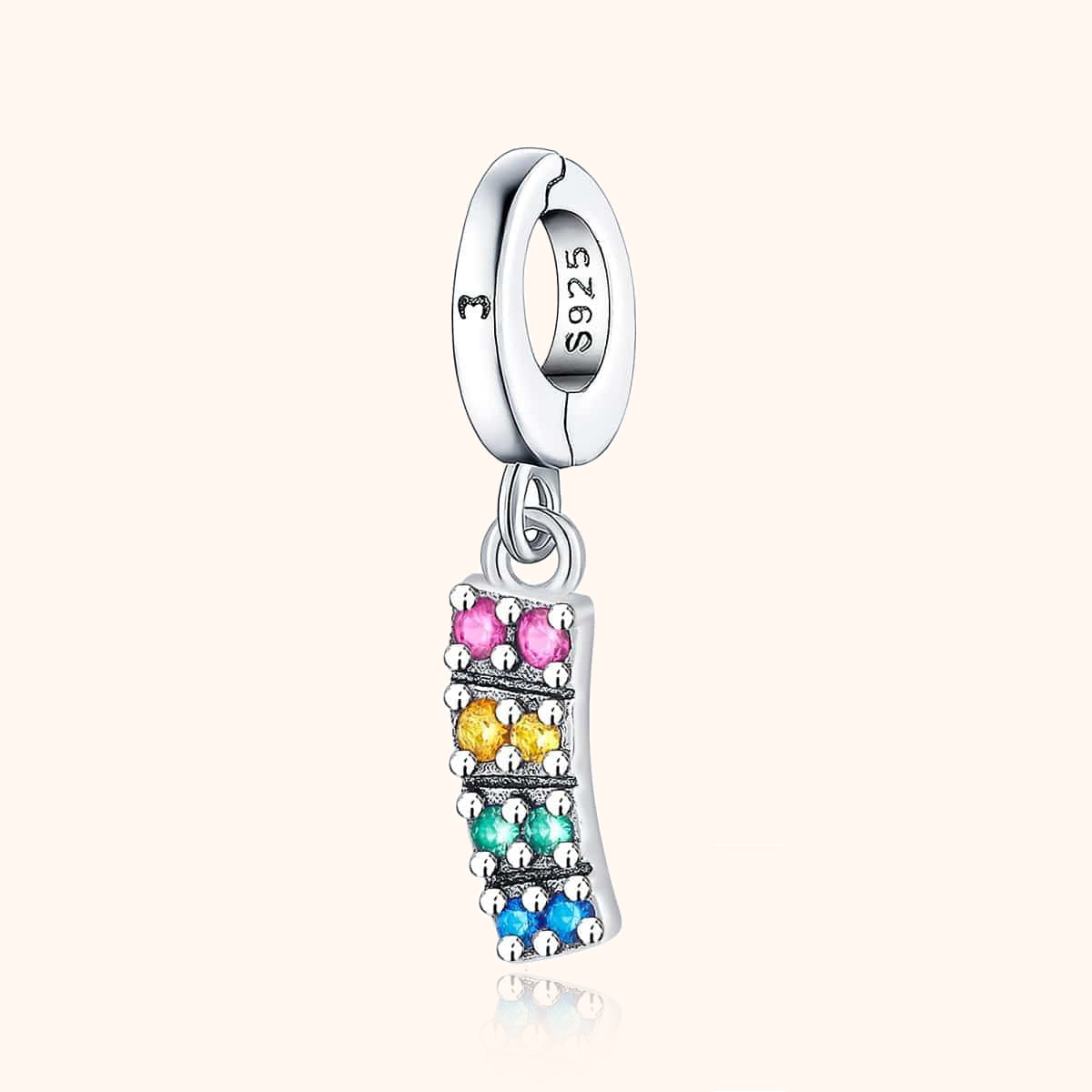Charm Flag - LaMaisonDesBijoux