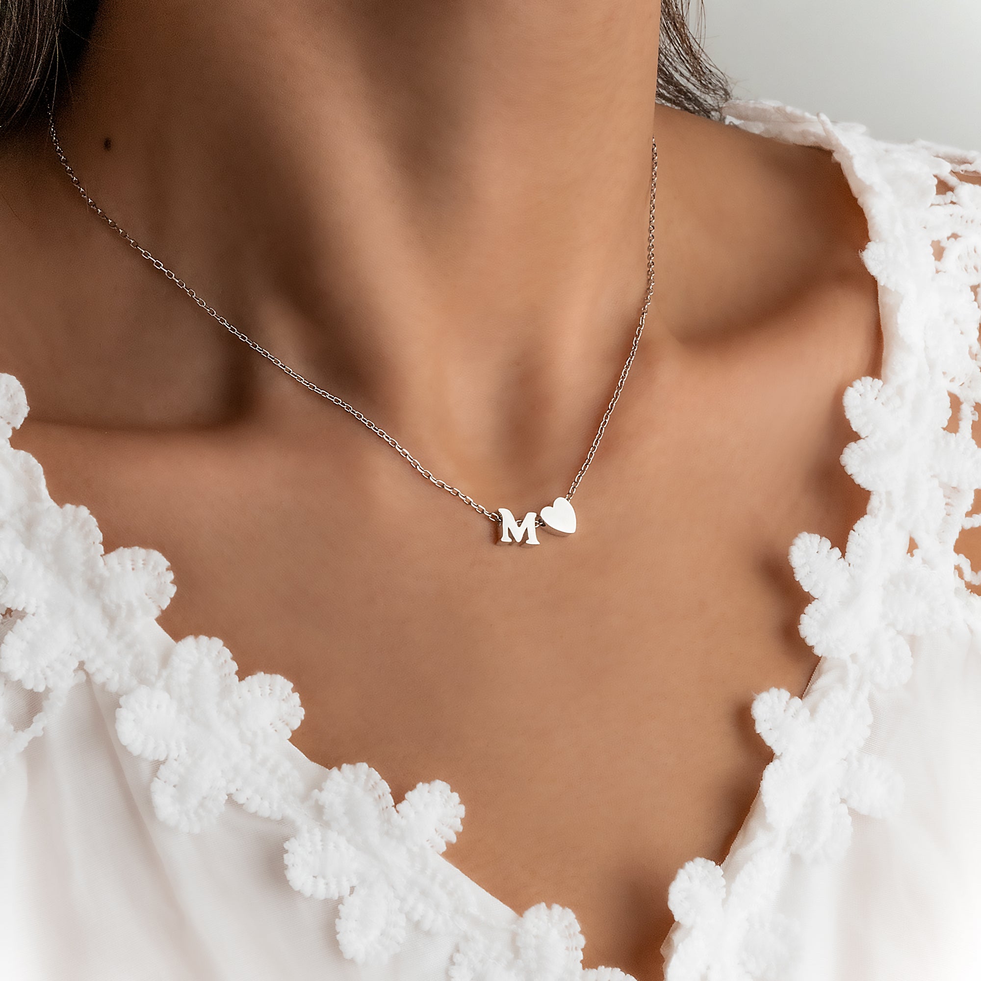 Collier "Lettre Amour" - LaMaisonDesBijoux
