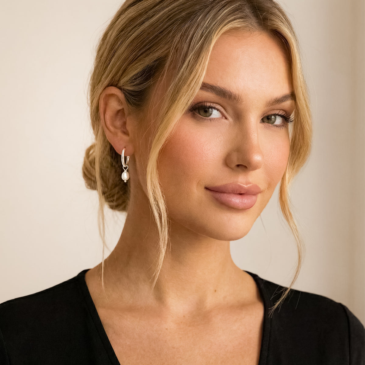 Boucles d'oreilles Anneux Perle Asymétrique